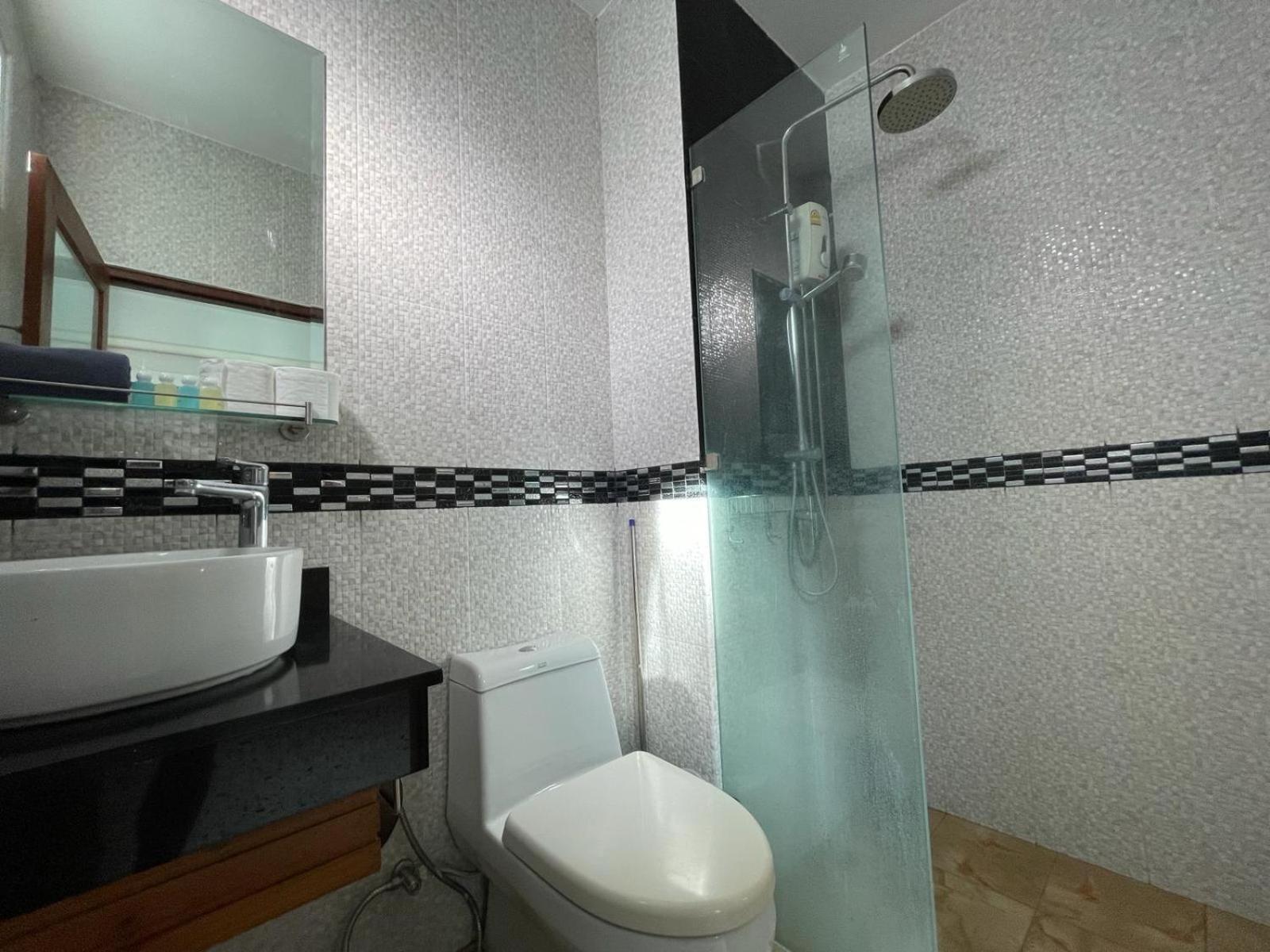 Little Kamala Hill Aparthotel Luaran gambar